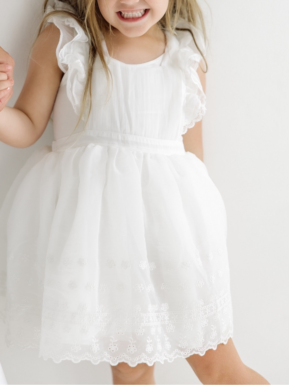 Rylee + Cru (Noralee). Worn once. Comes with bodysuit. Size 4.